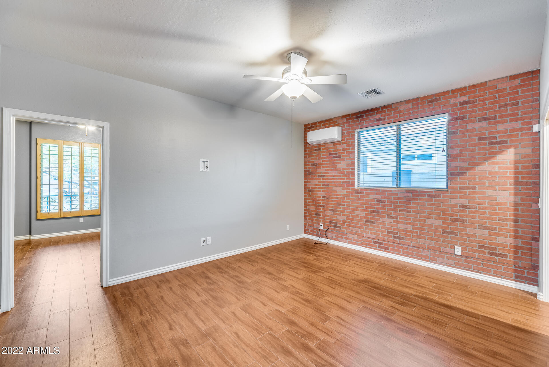 2233 West Harwell Rd. Phoenix, AZ 85041 - Photo 27 of 63 32