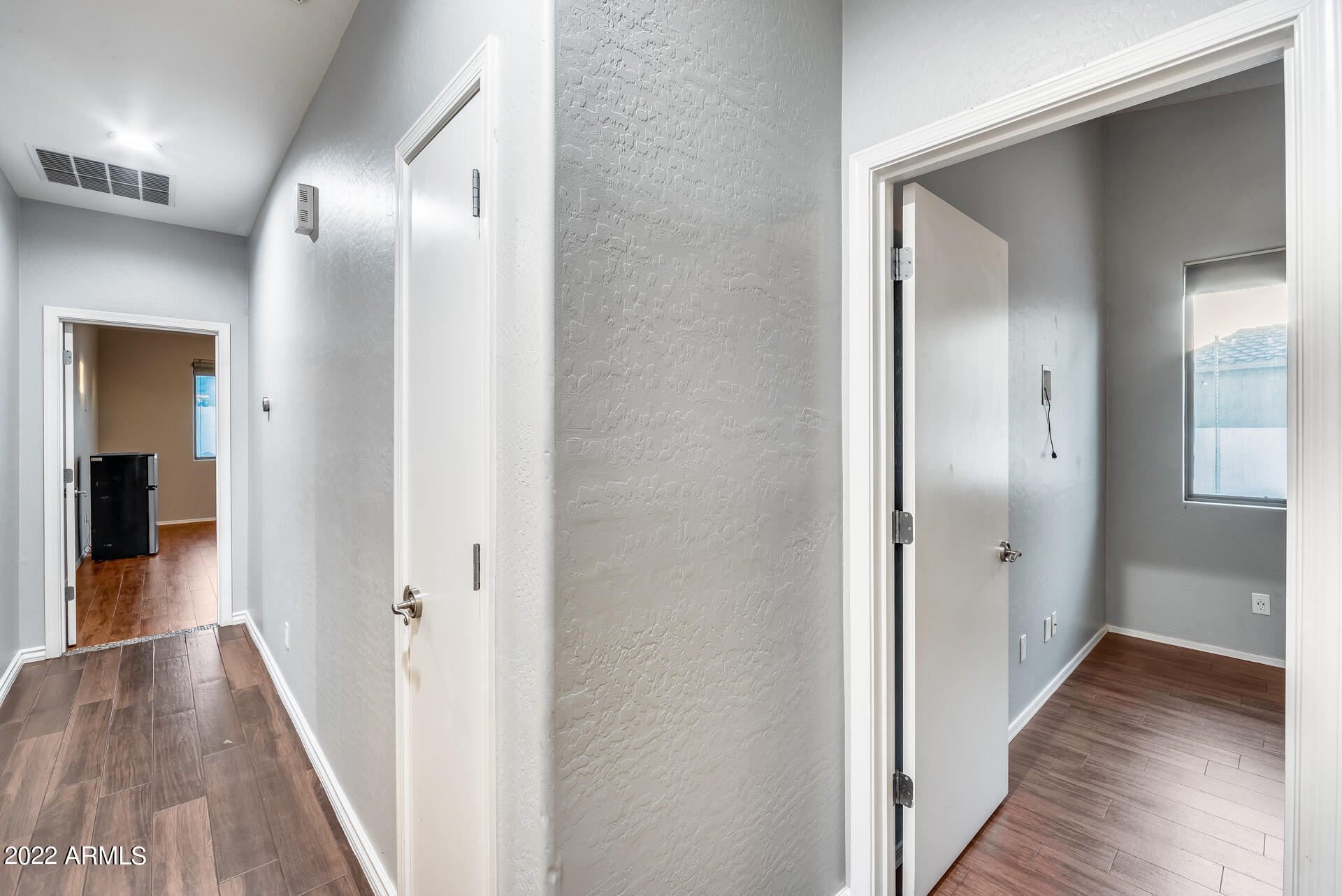 2233 West Harwell Rd. Phoenix, AZ 85041 - Photo 32 of 63 37