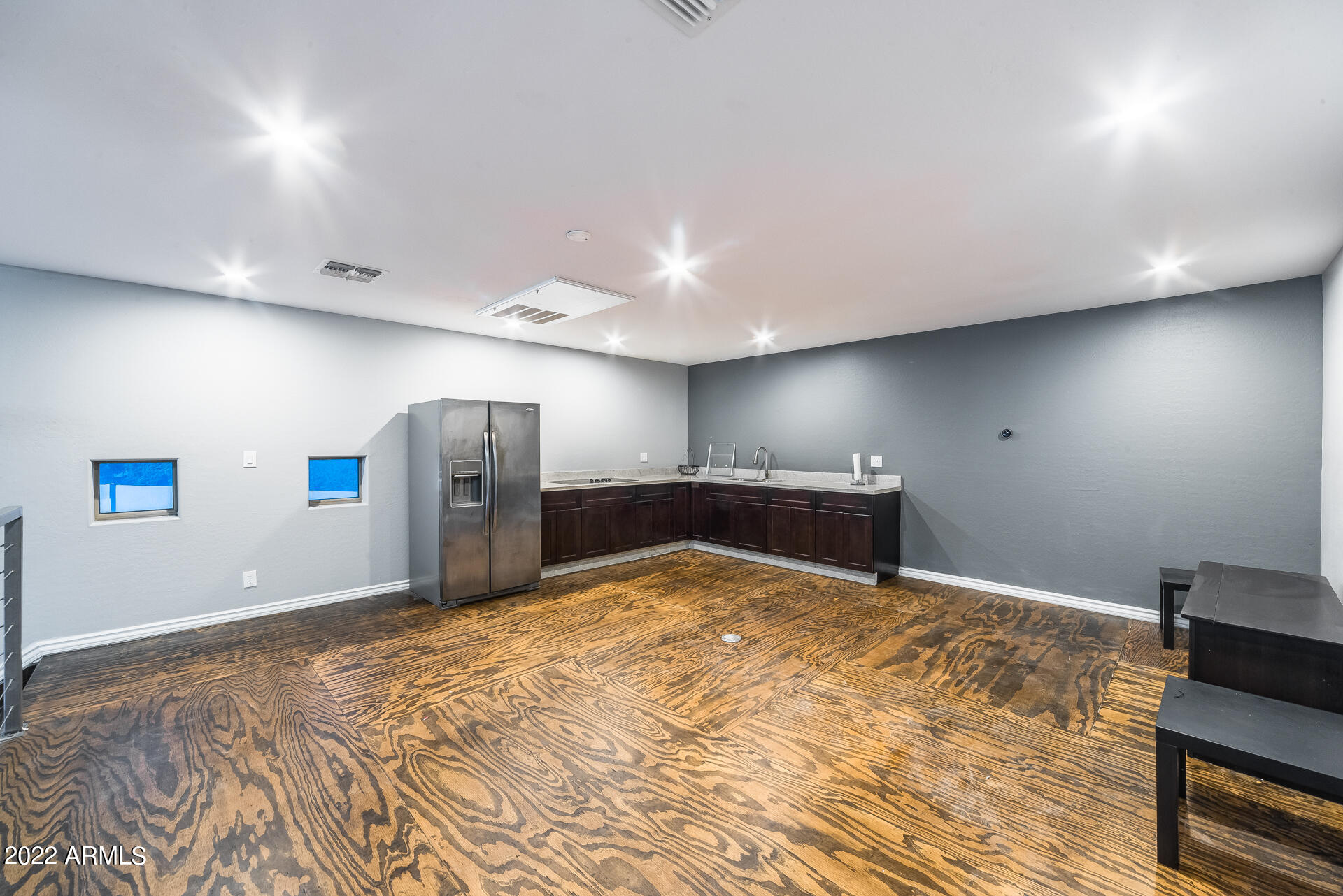 2233 West Harwell Rd. Phoenix, AZ 85041 - Photo 44 of 63 49