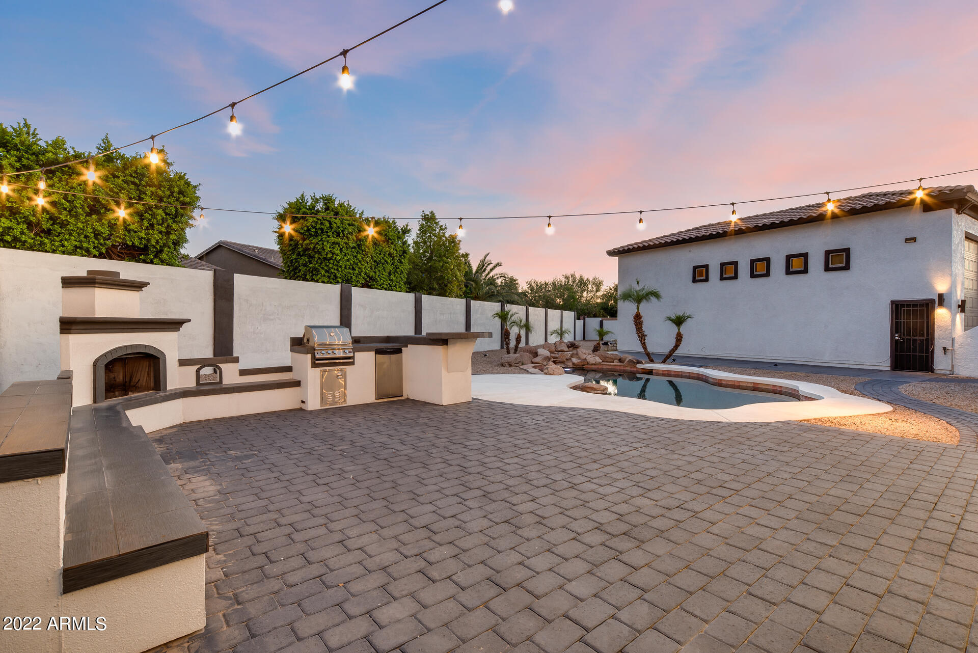 2233 West Harwell Rd. Phoenix, AZ 85041 - Photo 47 of 63 52