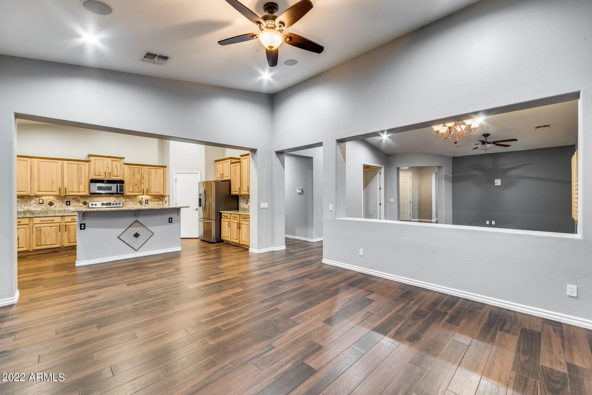 2233 West Harwell Rd. Phoenix, AZ 85041 - Photo 10 of 63 15