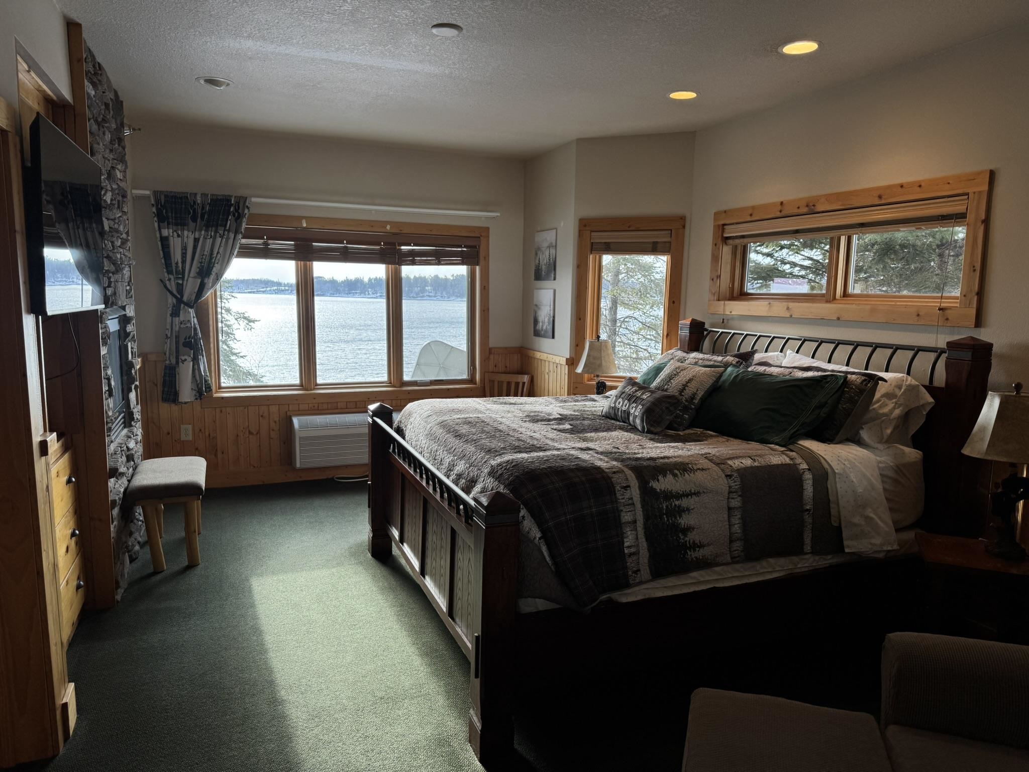 1412 Burlington Road, Unit 1 Two Harbors, MN 55616 - Photo 12 of 37