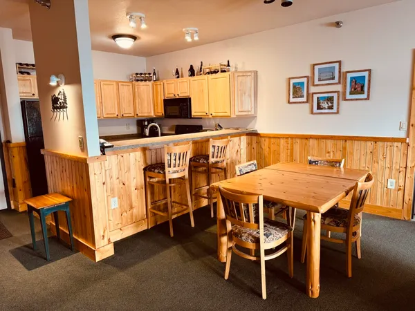 $475,000 | 1412 Burlington Road, Unit 1, Two Harbors, MN 55616