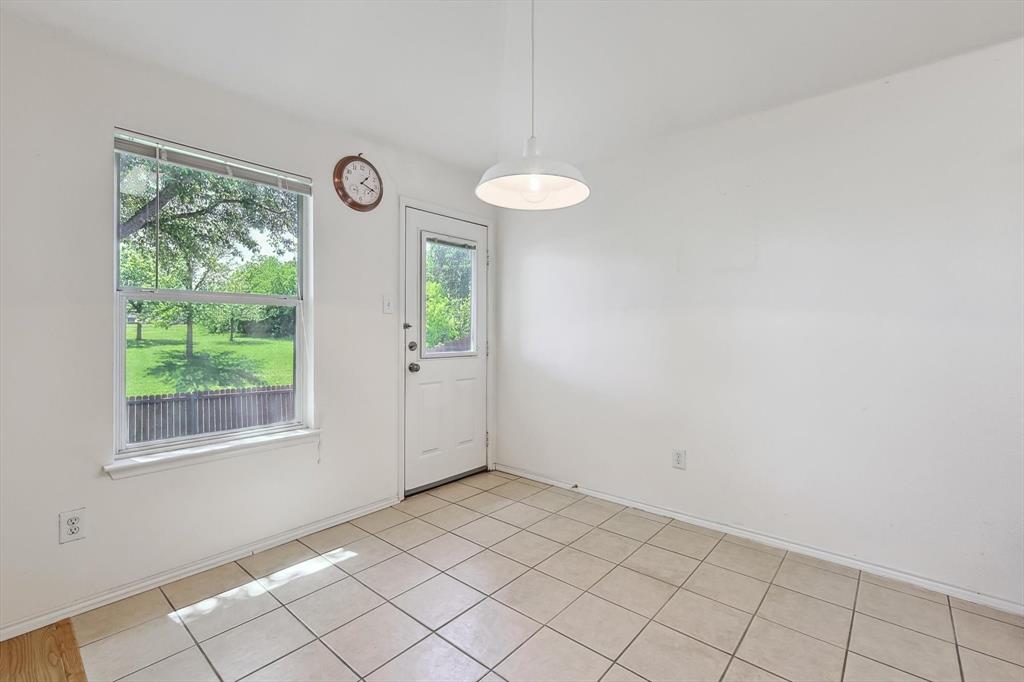 5424 Elk Ridge Drive Watauga, TX 76137 - Photo 12 of 40 a view of an empty room with a window