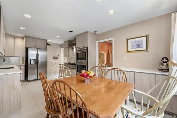 $2,257,770 | 8 Pine Drive, Great Neck, NY 11021