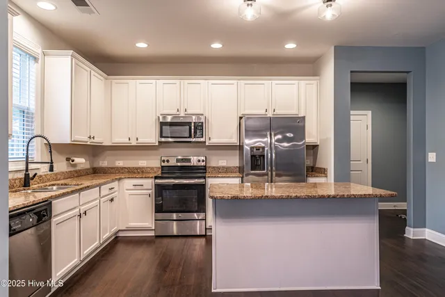 $465,000 | 4115 Murdocksville Road, West End, NC 27376