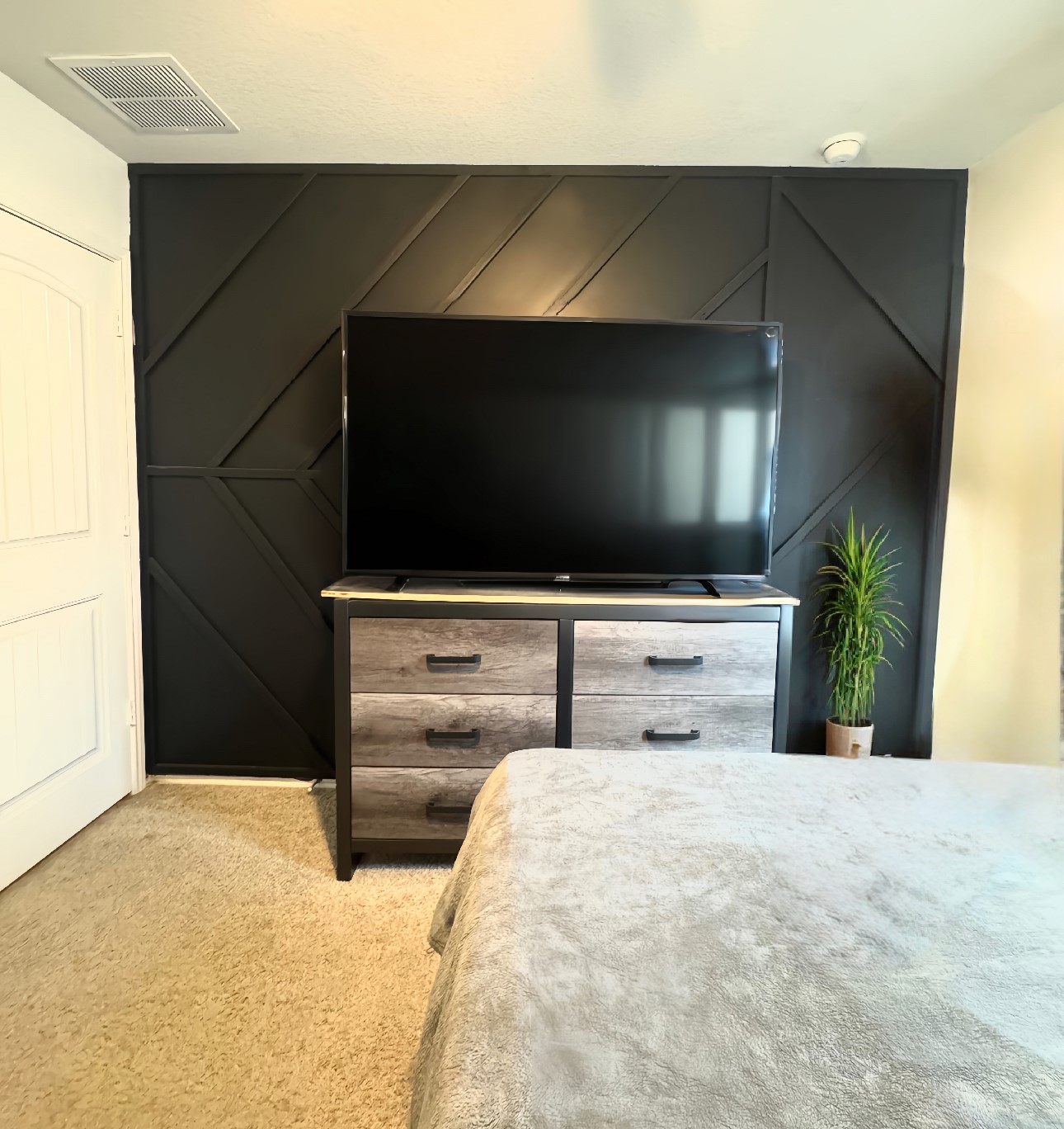 14904 Shalestone Way Manor, TX 78653 - Photo 14 of 23 Accent wall in upstairs room #1