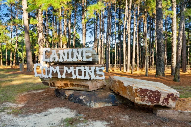 $2,750 | 554 Camellia Court, Freeport, FL 32439