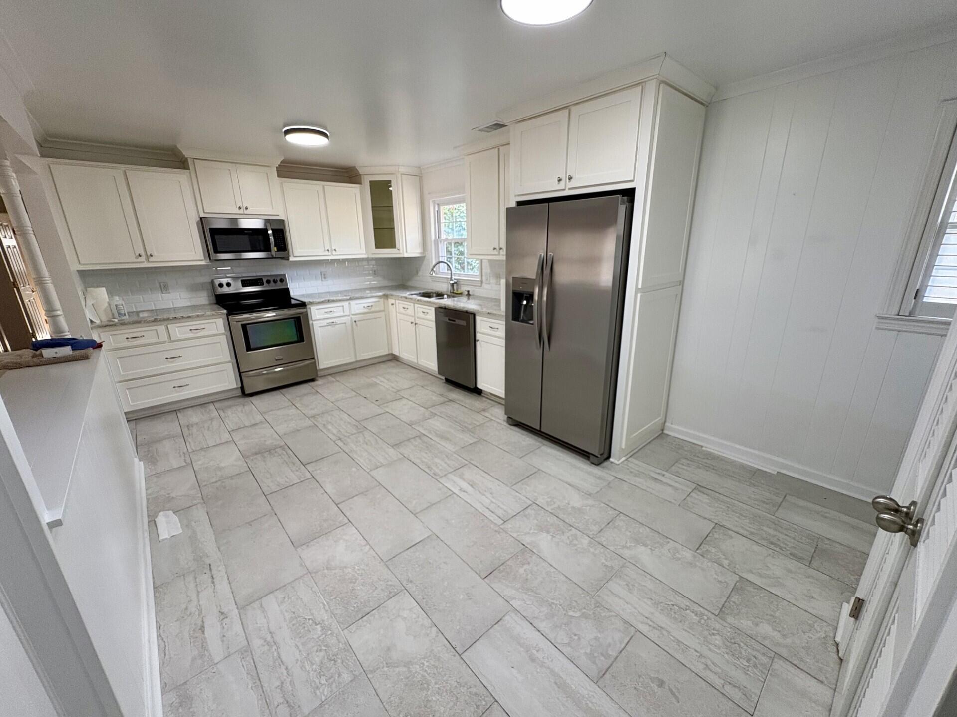 1265 Penny Circle Mount Pleasant, SC 29464 - Photo 17 of 37 17