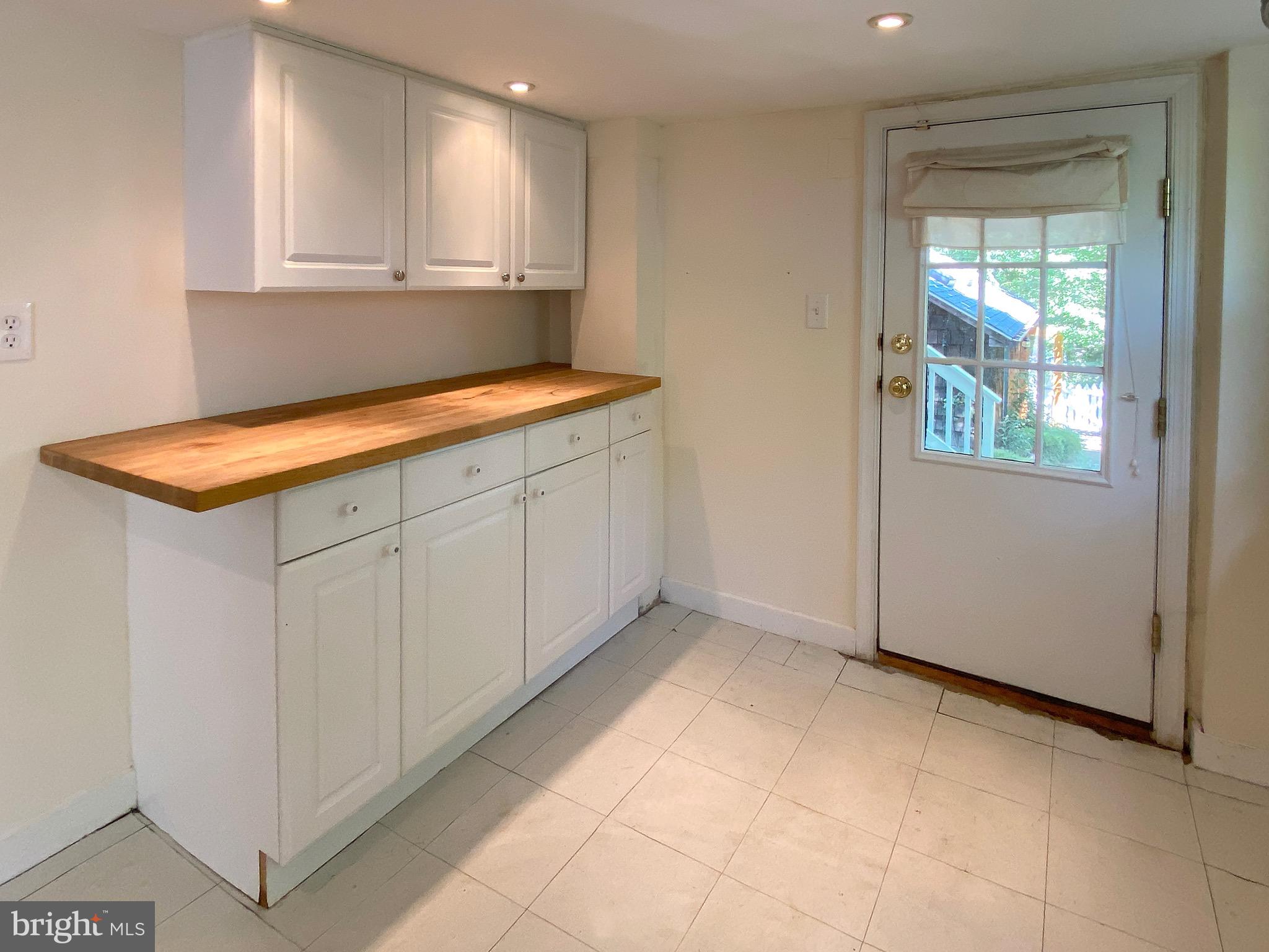 4509 Wilmslow Road Baltimore, MD 21210 - Photo 50 of 73 Mud room with cabinets