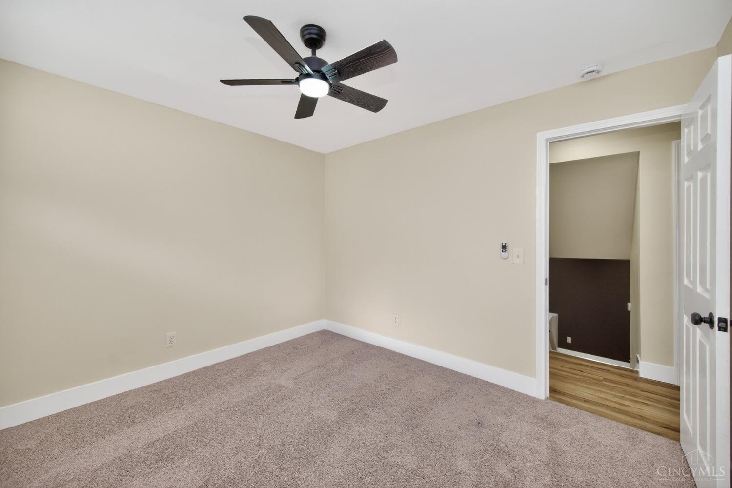 2029 Innes Avenue Cincinnati, OH 45224 - Photo 21 of 45