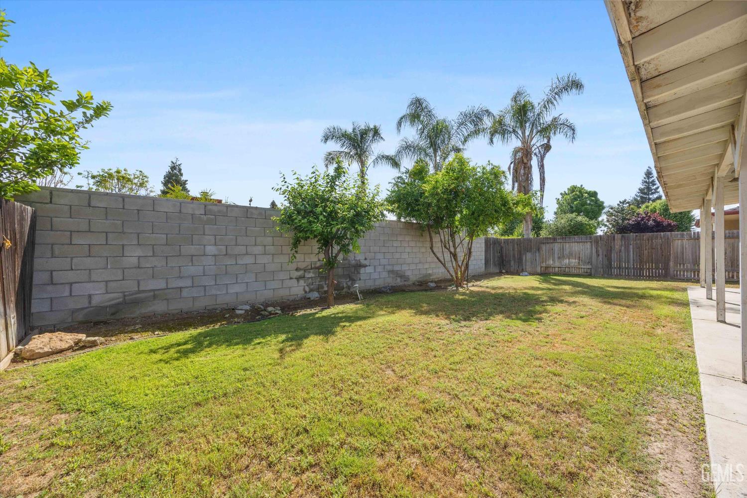 Undisclosed Address Bakersfield, CA 93312 - Photo 24 of 32