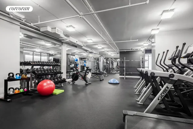 $1,065,000 | 175 West 95th Street, Unit 12A | Upper West Side