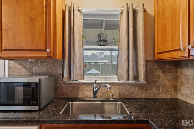 $259,900 | Undisclosed Address, Bakersfield, CA 93304