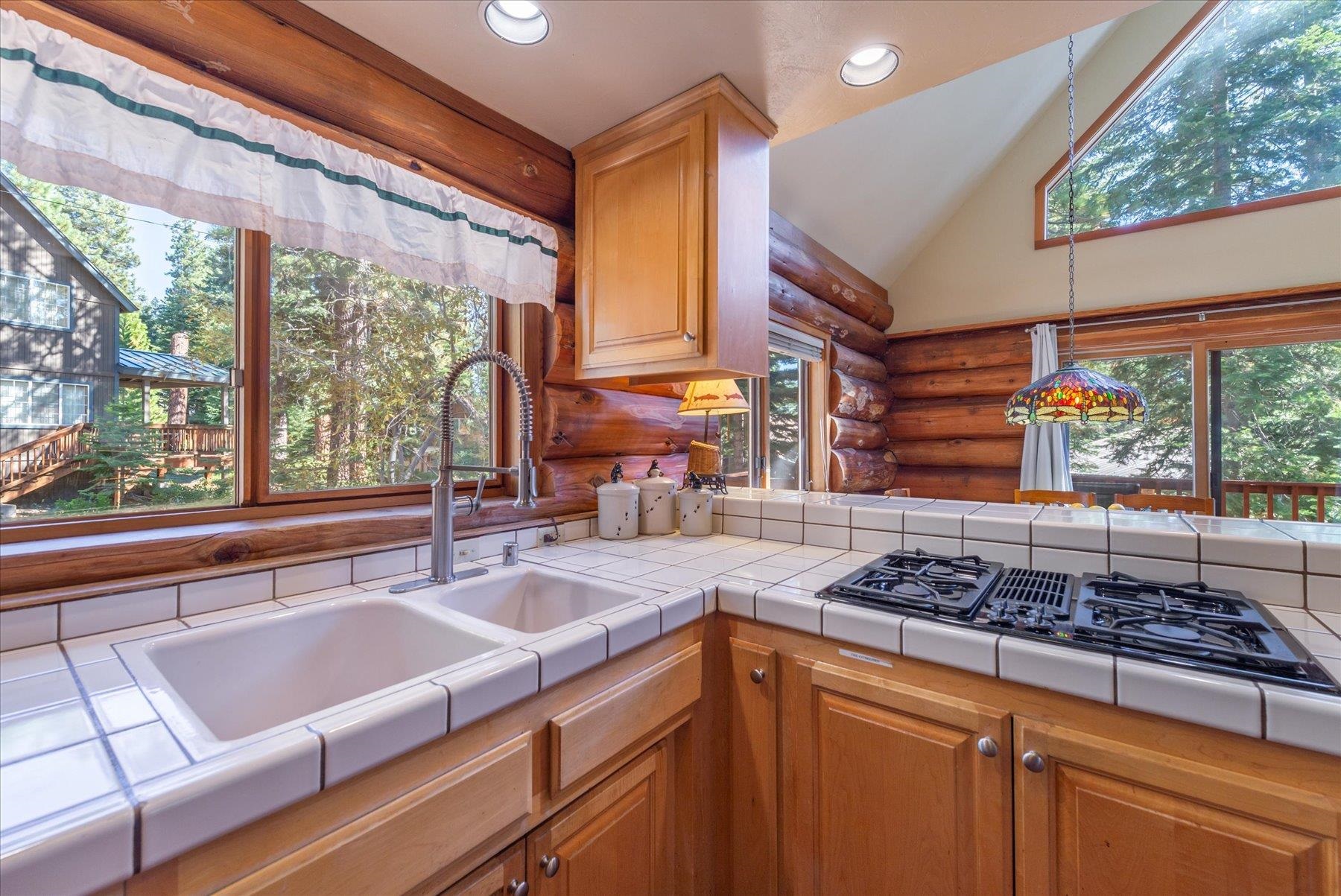 3830 Forest Road Carnelian Bay, CA 96140 - Photo 6 of 25 Gallery Image 6