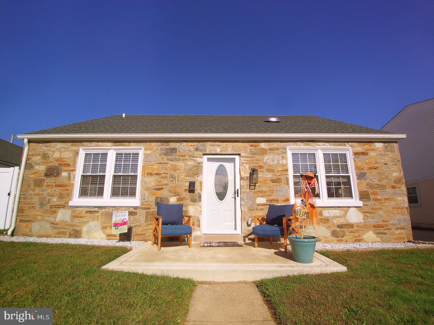 9220 Horatio Road Philadelphia, PA 19114 - Photo 5 of 26 Gallery Image 5
