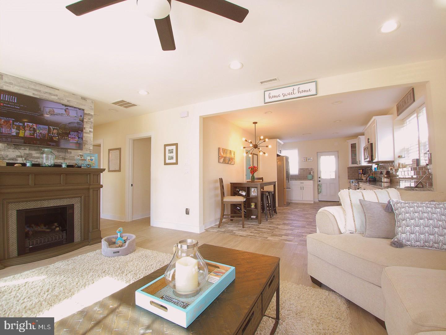 9220 Horatio Road Philadelphia, PA 19114 - Photo 7 of 26 Gallery Image 7