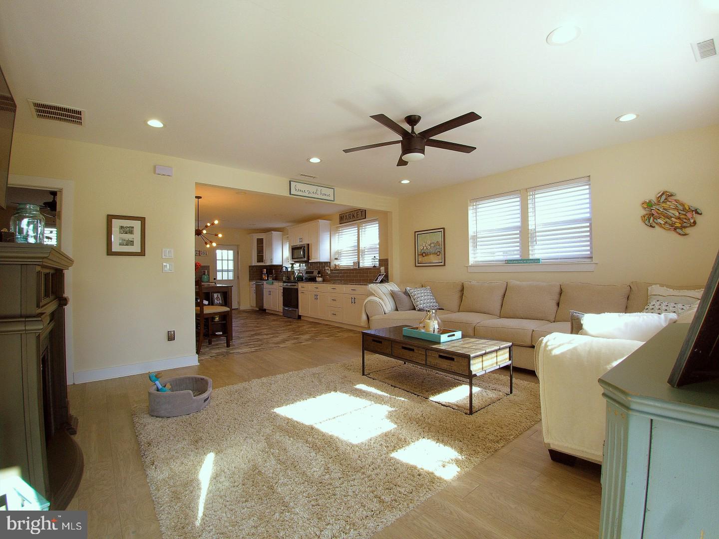 9220 Horatio Road Philadelphia, PA 19114 - Photo 8 of 26 Gallery Image 8