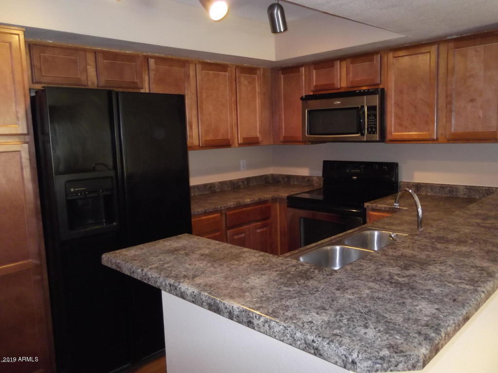 1331 West Baseline Road, Unit 226 Mesa, AZ 85202 - Photo 5 of 17 Baseline Kitchen