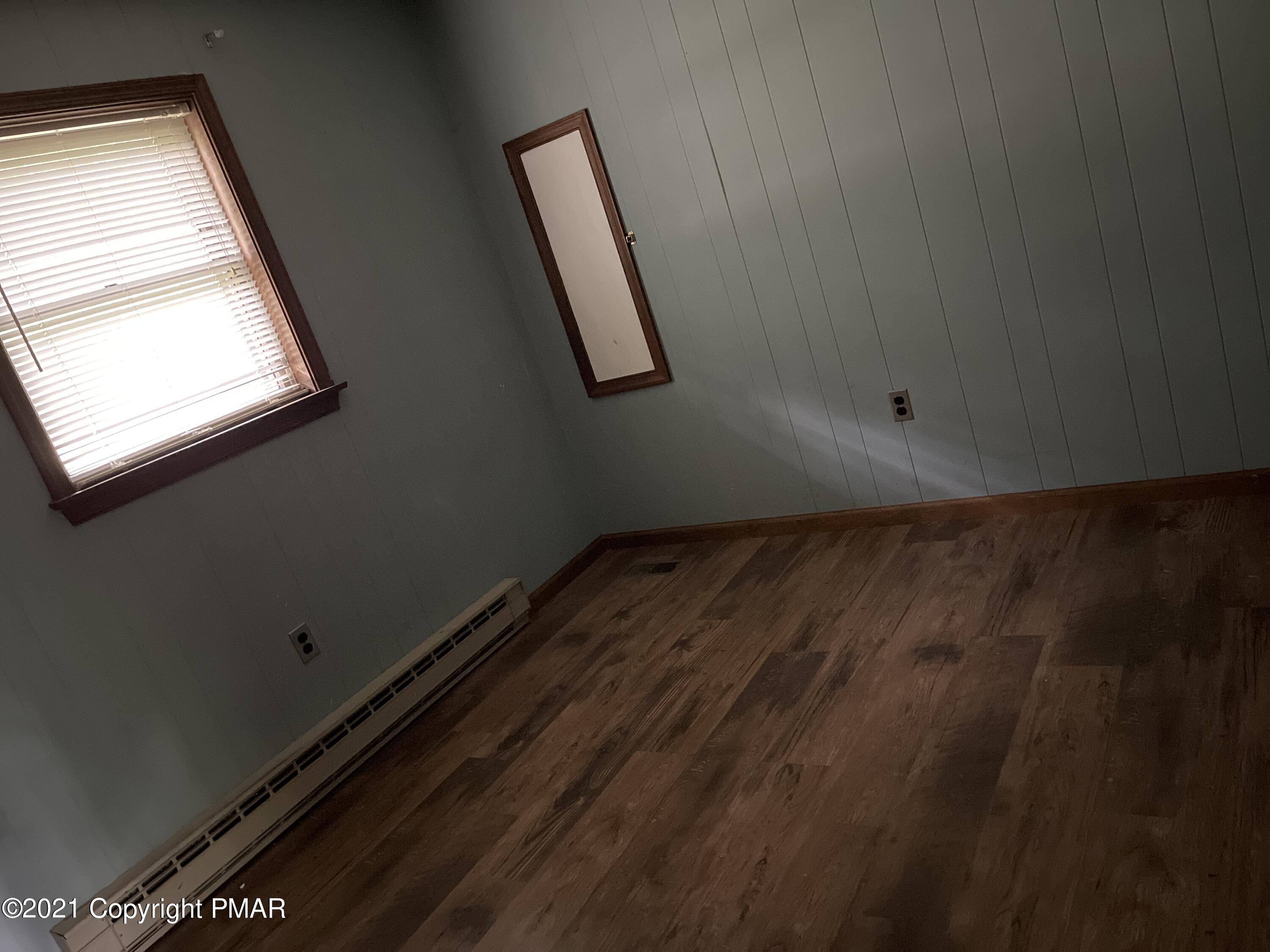 6204 Decker Road Bushkill, PA 18324 - Photo 11 of 30 Photo Sep 21, 2 24 48 PM