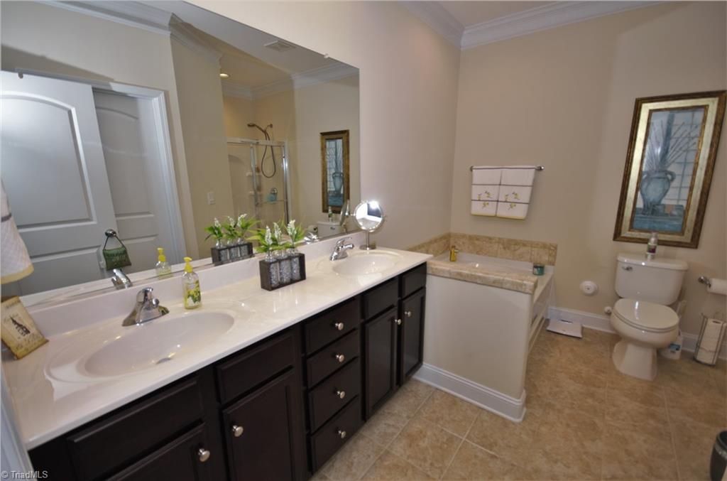 3510 Timbergate Lane High Point, NC 27265 - Photo 14 of 24 Gallery Image 14