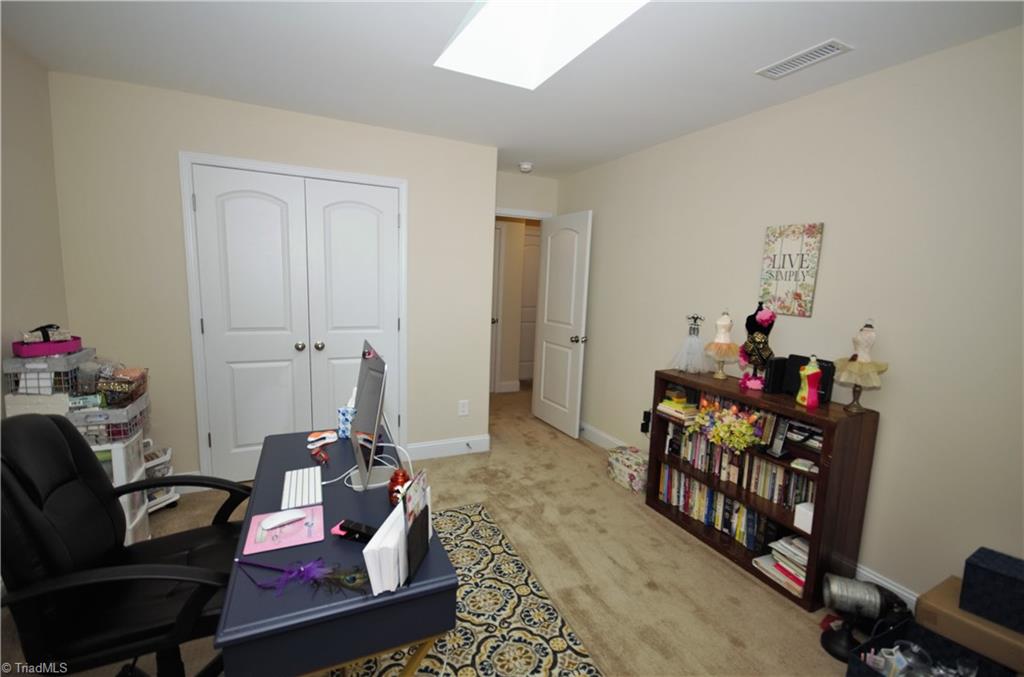 3510 Timbergate Lane High Point, NC 27265 - Photo 21 of 24 Gallery Image 21