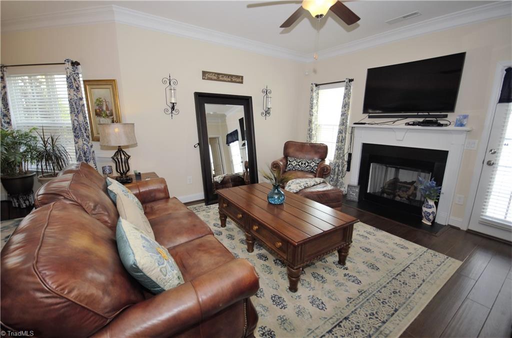 3510 Timbergate Lane High Point, NC 27265 - Photo 9 of 24 Gallery Image 9