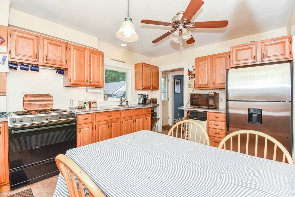 14 Estabrook Road Quincy, MA 02170 - Photo 19 of 42 Gallery Image 19