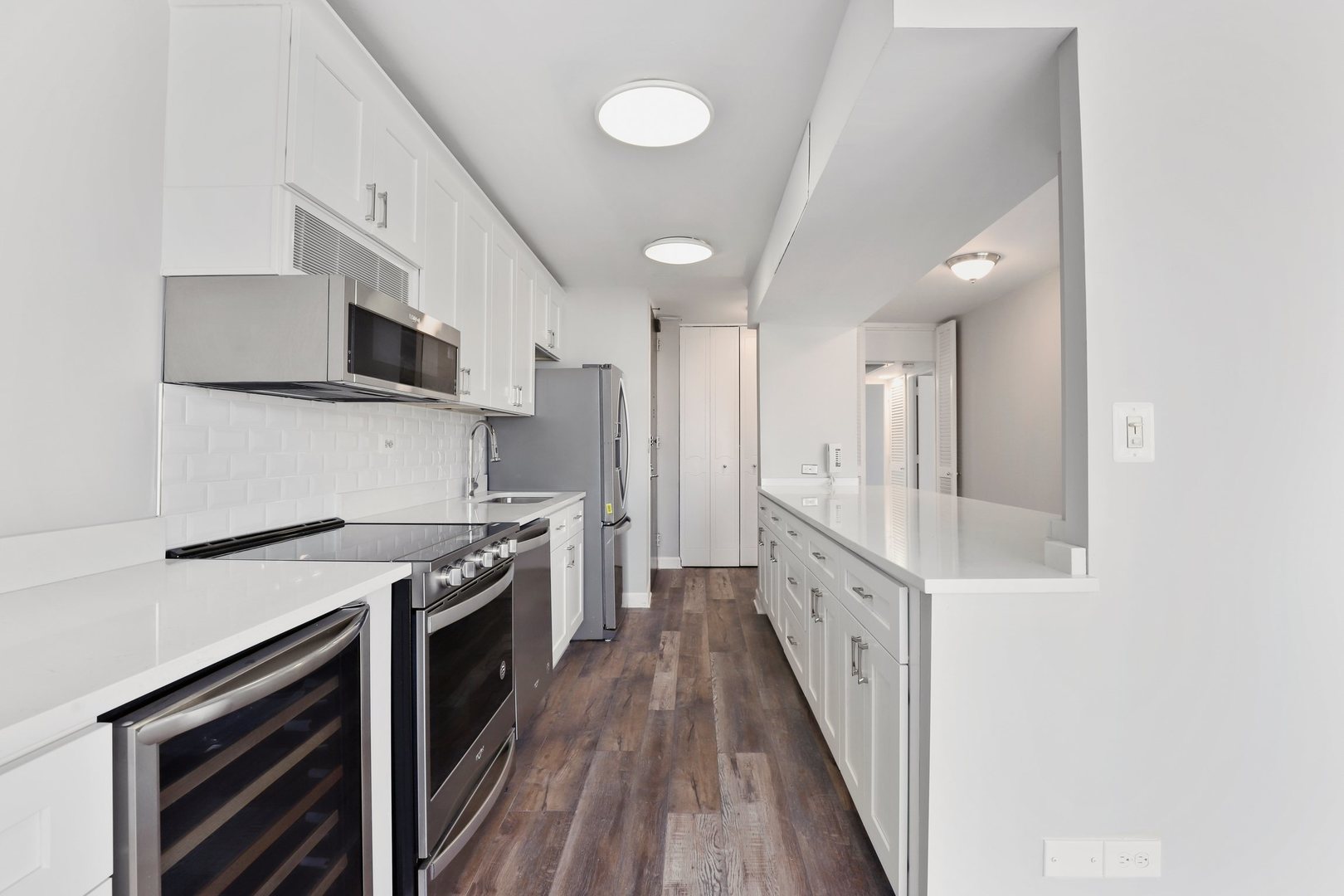 1310 North Ritchie Court, Unit 21A Chicago, IL 60610 - Photo 8 of 23