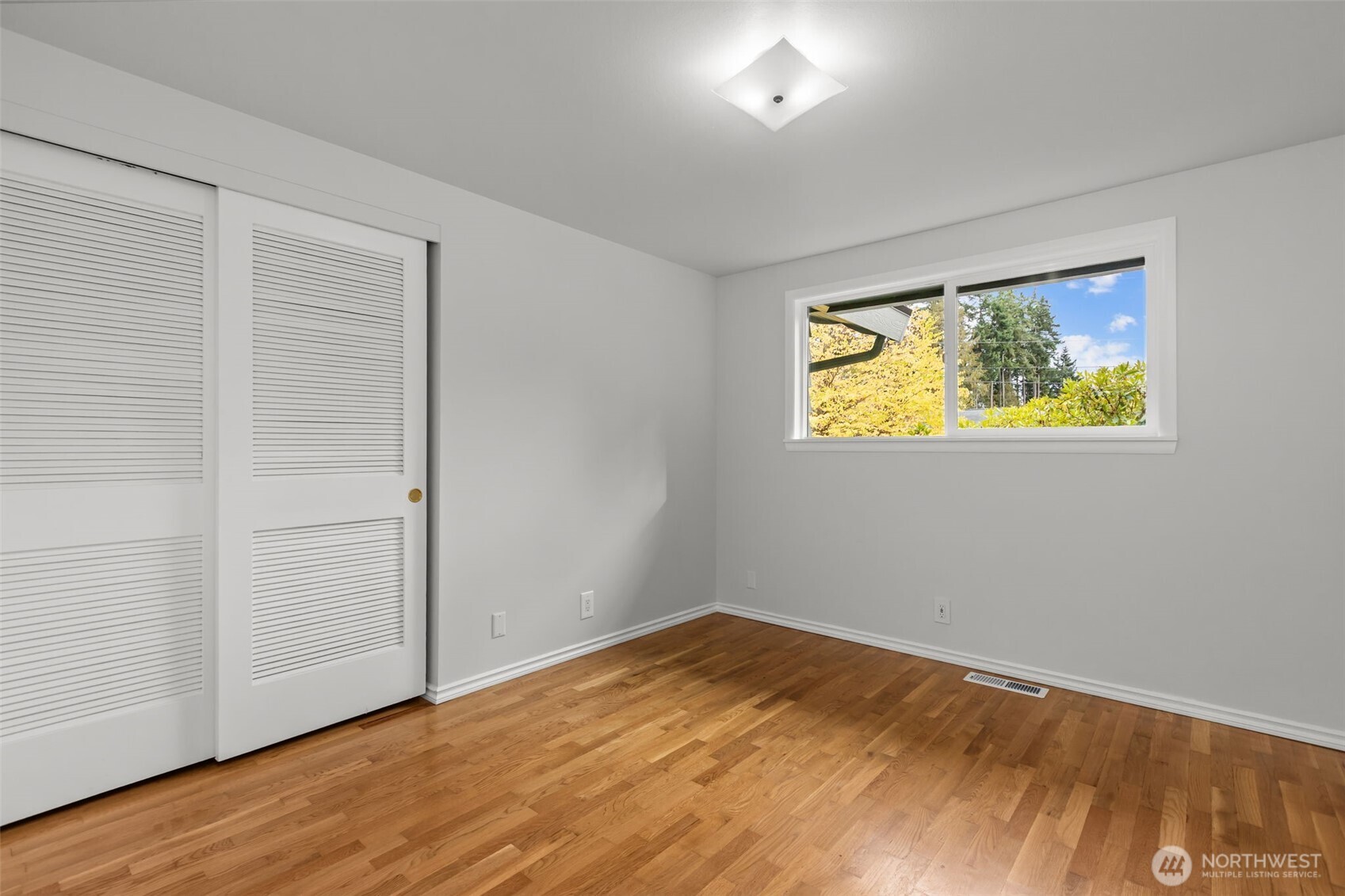 5805 157th Place Southwest Edmonds, WA 98026 - Photo 33 of 40 Gallery Image 33