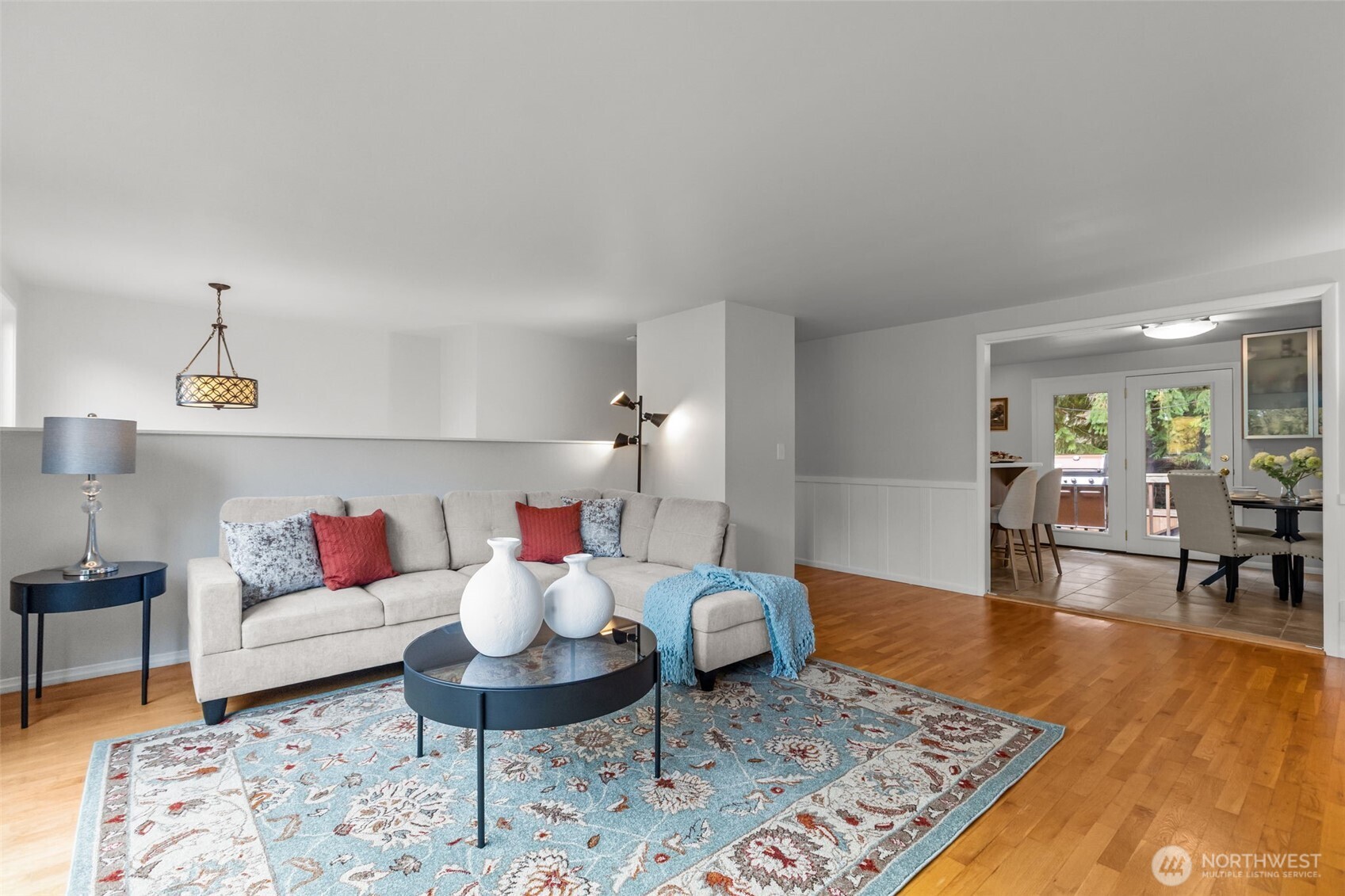 5805 157th Place Southwest Edmonds, WA 98026 - Photo 4 of 40 Gallery Image 4