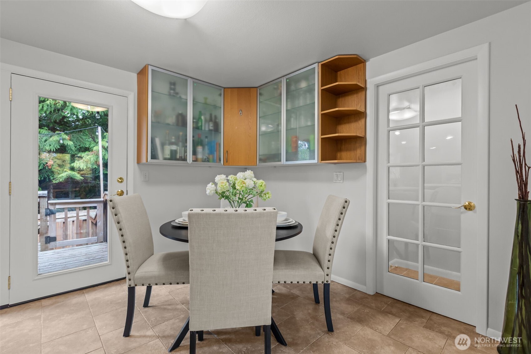 5805 157th Place Southwest Edmonds, WA 98026 - Photo 6 of 40 Gallery Image 6