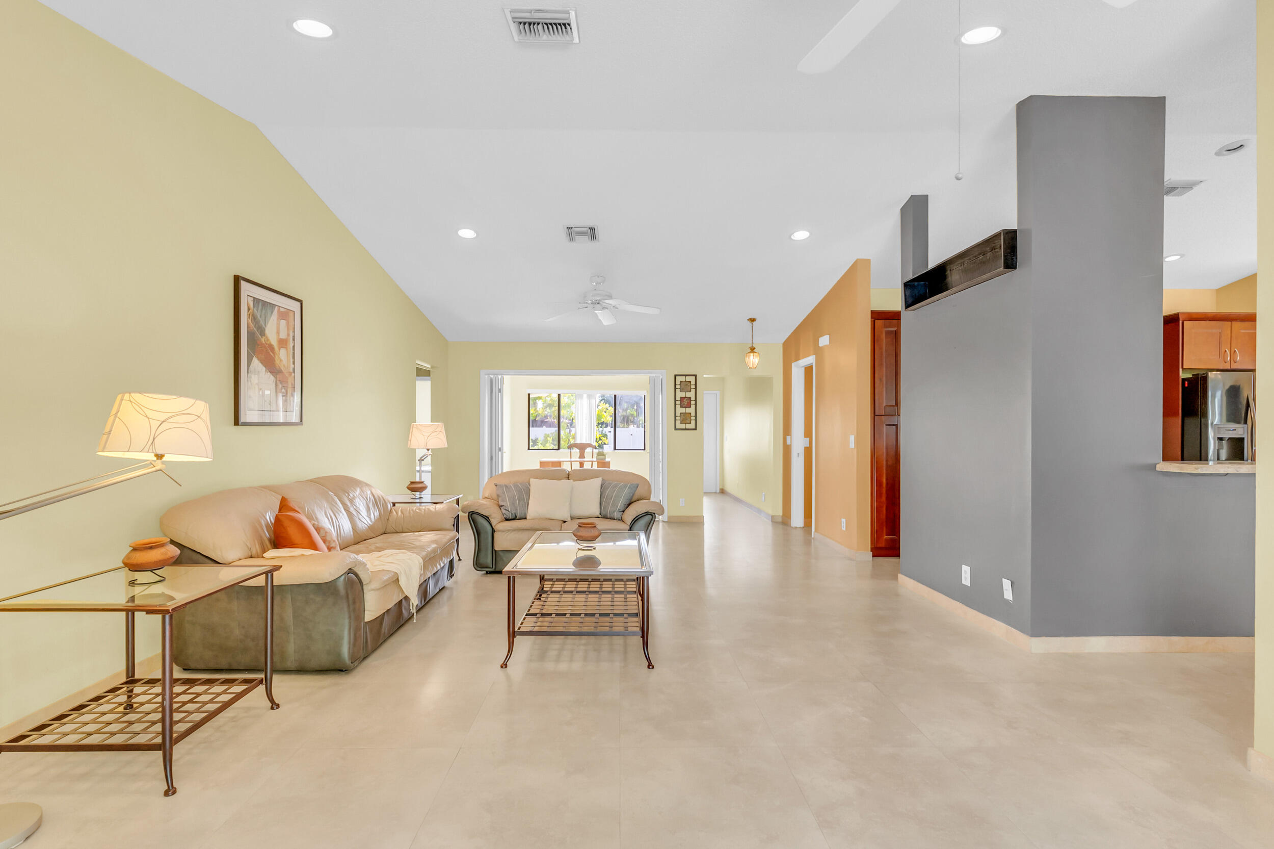 1541 Southwest 102nd Terrace Davie, FL 33324 - Photo 14 of 49 23_dsc07350