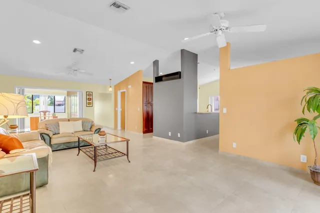 $715,000 | 1541 Southwest 102nd Terrace, Davie, FL 33324