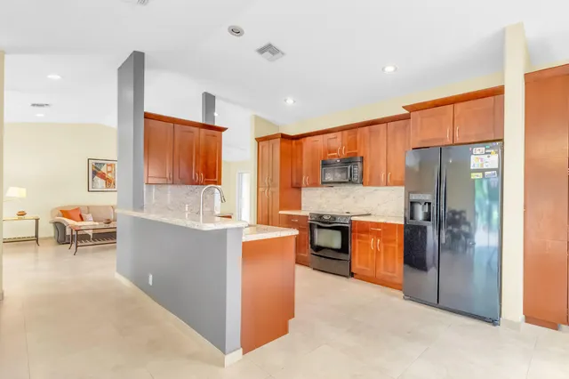 $715,000 | 1541 Southwest 102nd Terrace, Davie, FL 33324