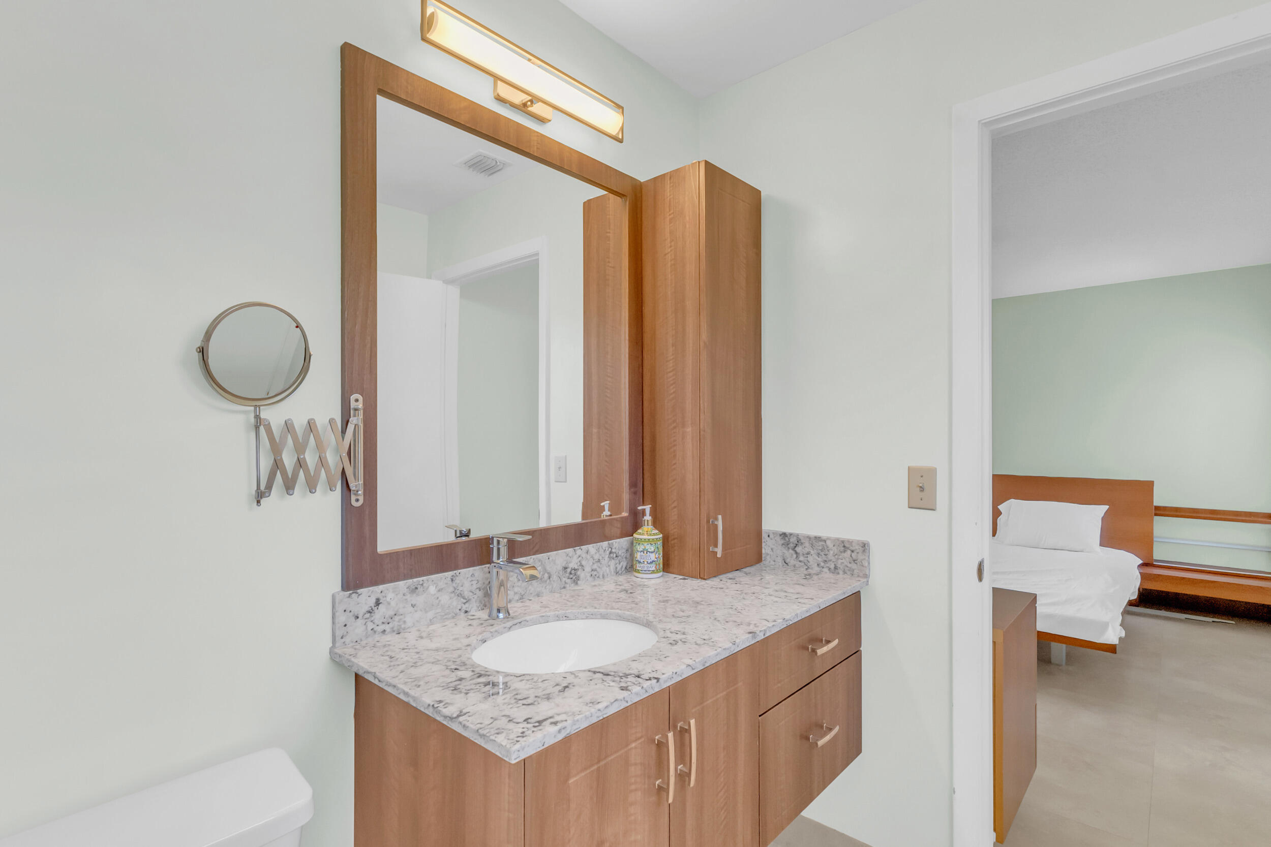 1541 Southwest 102nd Terrace Davie, FL 33324 - Photo 32 of 49 41_dsc07404