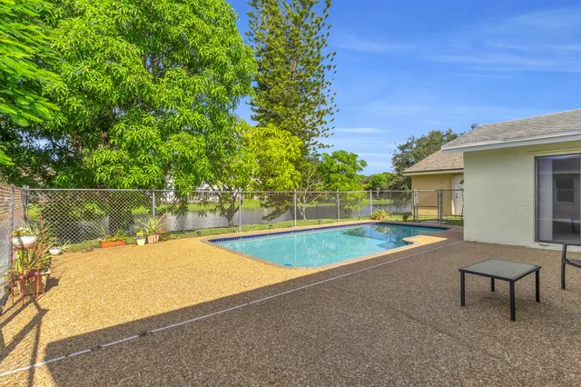 $715,000 | 1541 Southwest 102nd Terrace, Davie, FL 33324