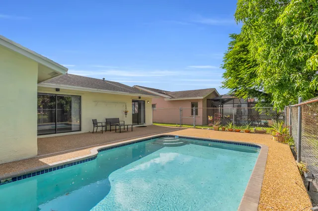 $715,000 | 1541 Southwest 102nd Terrace, Davie, FL 33324