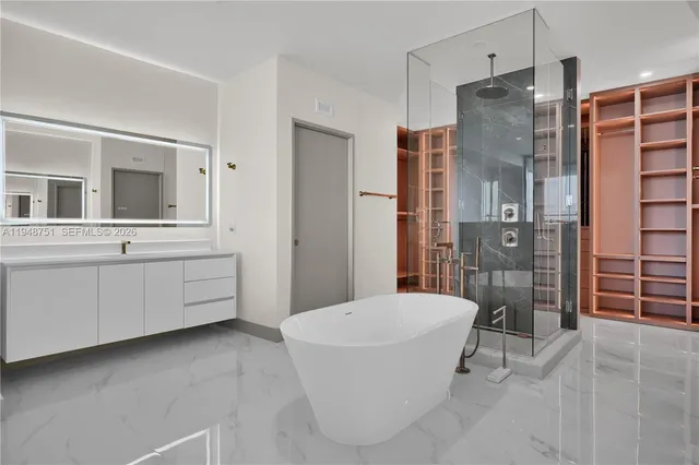 $40,000 | 700 Northeast 24th Street, Unit PH5801, Miami, FL 33137