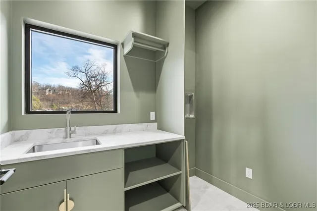 $2,375,000 | 507 Redbud Court, Lake Ozark, MO 65049