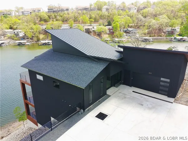 $2,295,000 | 507 Redbud Court, Lake Ozark, MO 65049