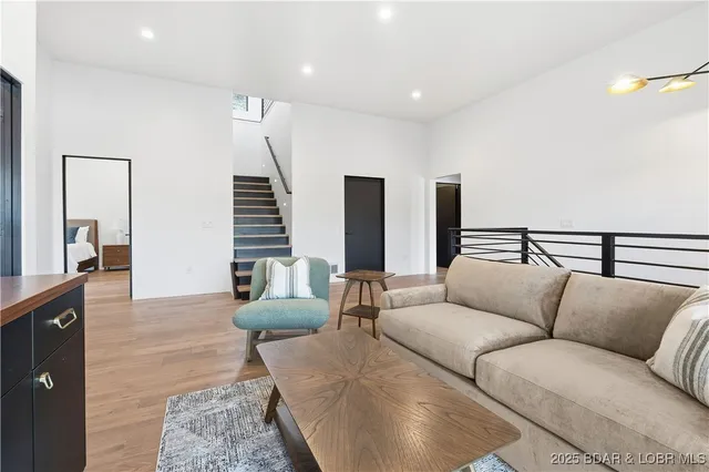 $2,375,000 | 507 Redbud Court, Lake Ozark, MO 65049