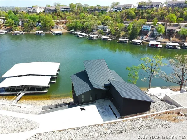 $2,295,000 | 507 Redbud Court, Lake Ozark, MO 65049
