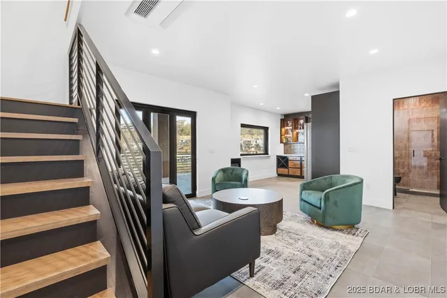 $2,375,000 | 507 Redbud Court, Lake Ozark, MO 65049