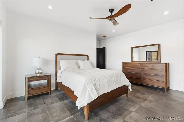 $2,375,000 | 507 Redbud Court, Lake Ozark, MO 65049