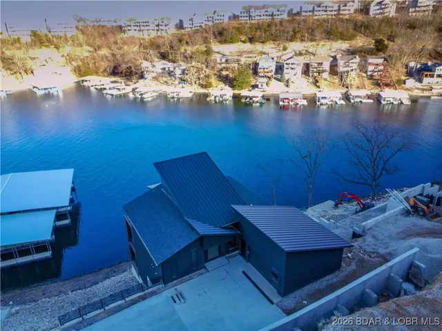 $2,375,000 | 507 Redbud Court, Lake Ozark, MO 65049