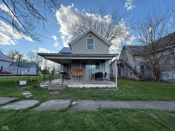 $92,500 | 221 North Main Street, Modoc, IN 47358