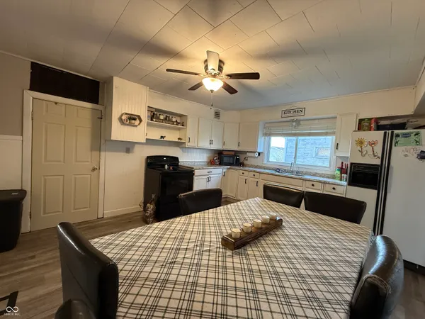 $92,500 | 221 North Main Street, Modoc, IN 47358