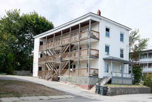 $360,000 | 425 Cumberland Street, Rumford, ME 04276