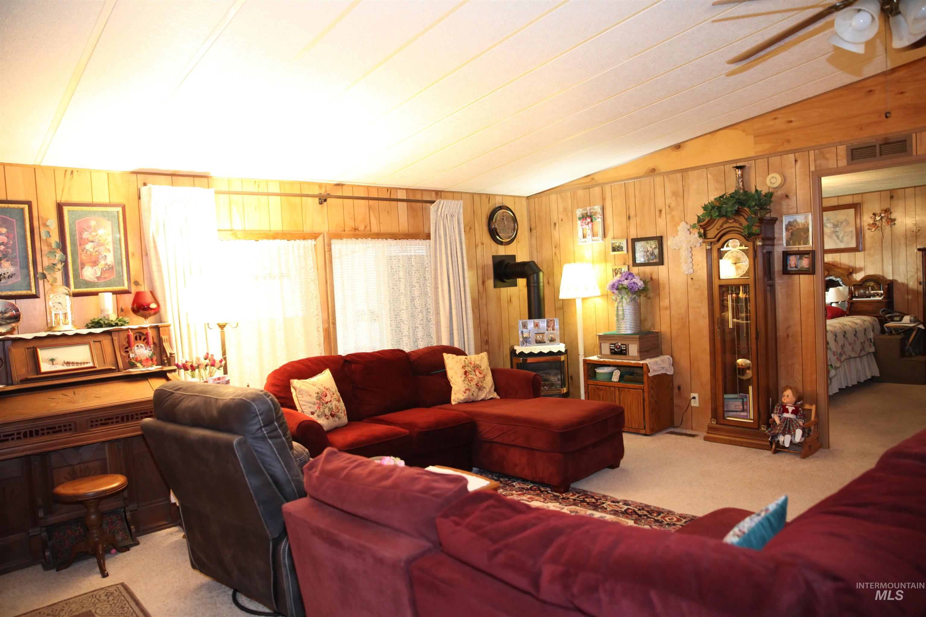 910 Moonglo Road, Unit 72 Buhl, ID 83316 - Photo 8 of 12 Gallery Image 8